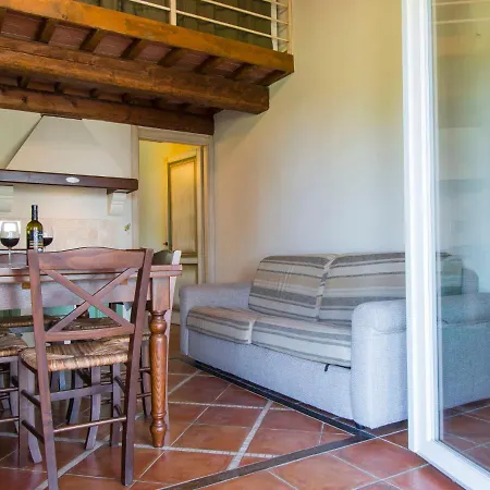 Il Felciaione-13 By Interhome *